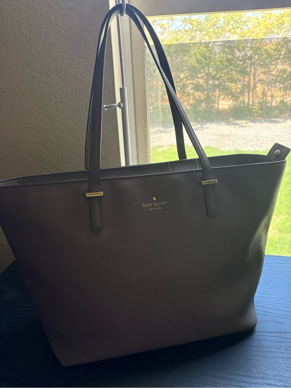 Live Show kate spade Grey Leather Tote Bag